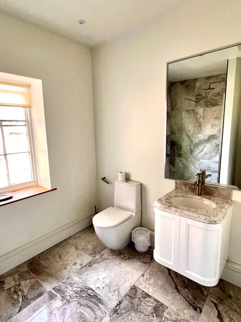 Apartment At Llanerchydol Hall Welshpool Ngoại thất bức ảnh